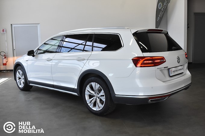VOLKSWAGEN Passat Business Alltrack 2.0 TDI 190 CV 4MOTION DSG Exec.BMT